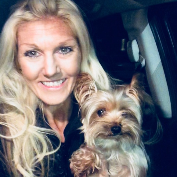 Meet your Posher, Katie - Picture 1 of 1